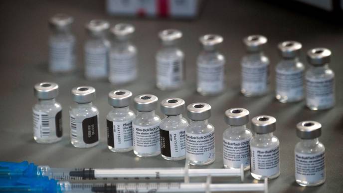 Pfizer to Begin COVID Vaccine Clinical Trial in Expectant Mothers